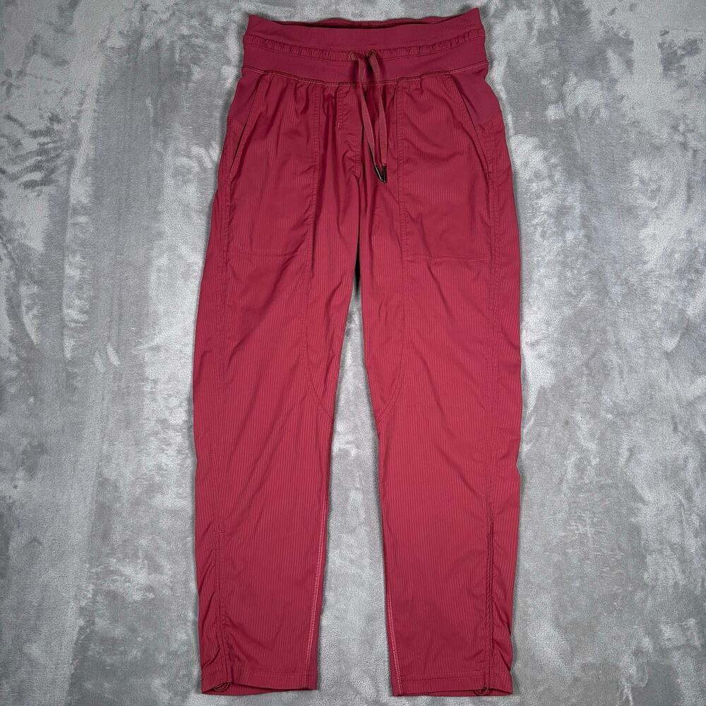 Lululemon Dance Studio Crop 25 Red Merlot Women’s Jogger Pants Size 2